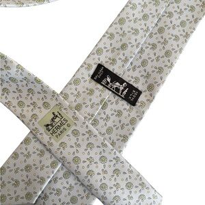 HERMES Floral Silk Tie